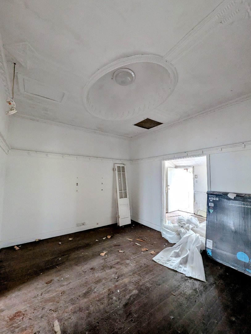 Feature light for inverted dome ceiling